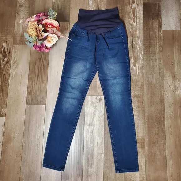 Old Navy Dark Wash Maternity Jeans Size 6 EUC - Picture 2 of 13